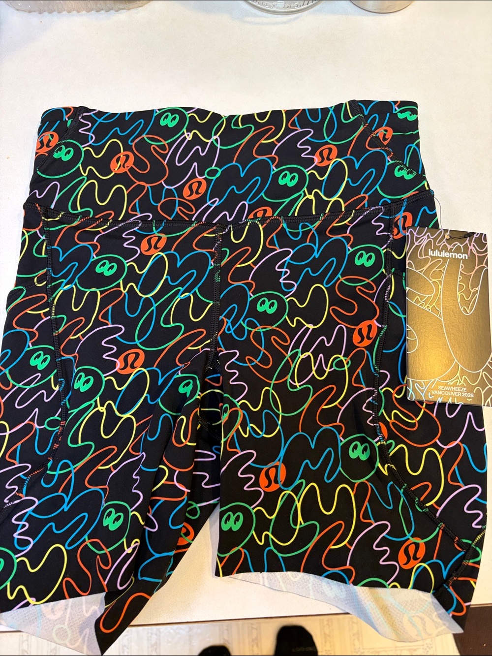 lululemon athletica Black Fast and Free size 6 Multicolor Seawheeze 2026 Shorts